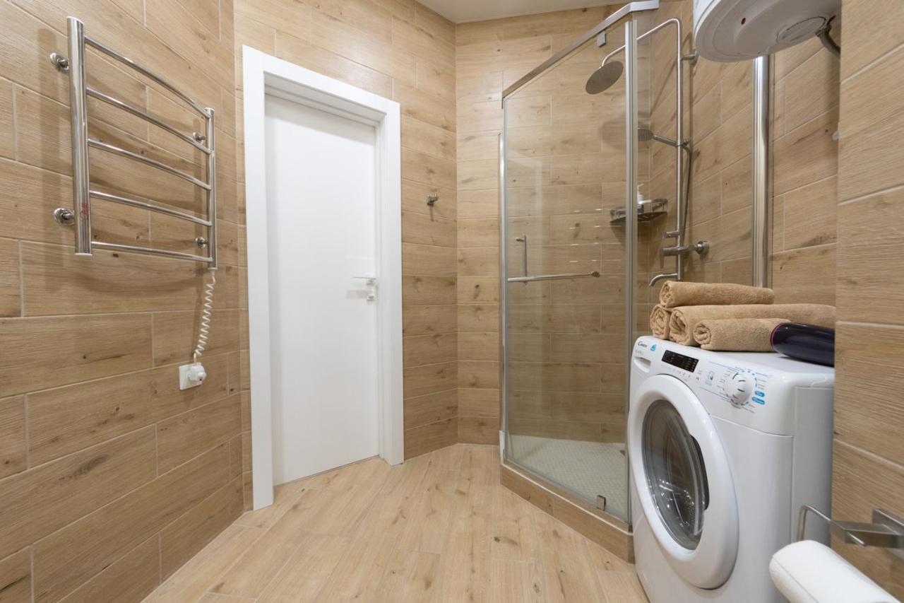 Studio On A Residential Complex French Quarter 2 キエフ エクステリア 写真