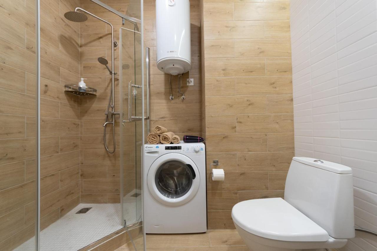 Studio On A Residential Complex French Quarter 2 キエフ エクステリア 写真