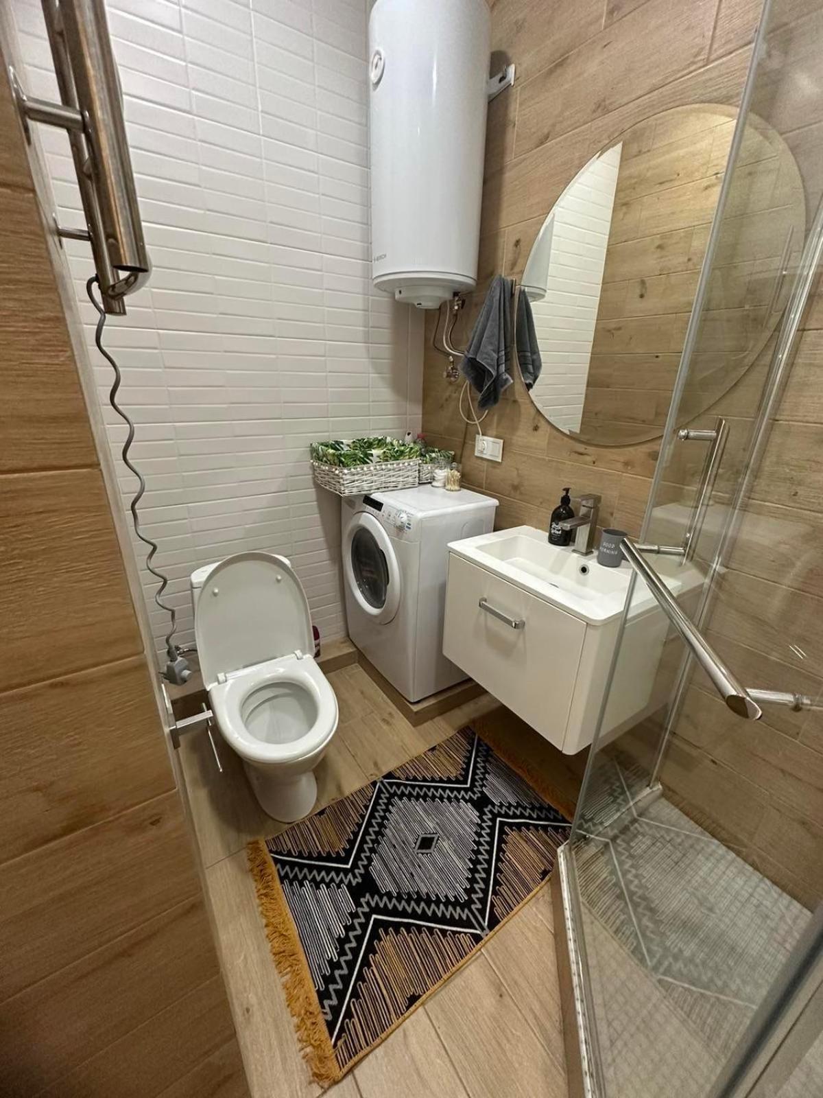 Studio On A Residential Complex French Quarter 2 キエフ エクステリア 写真